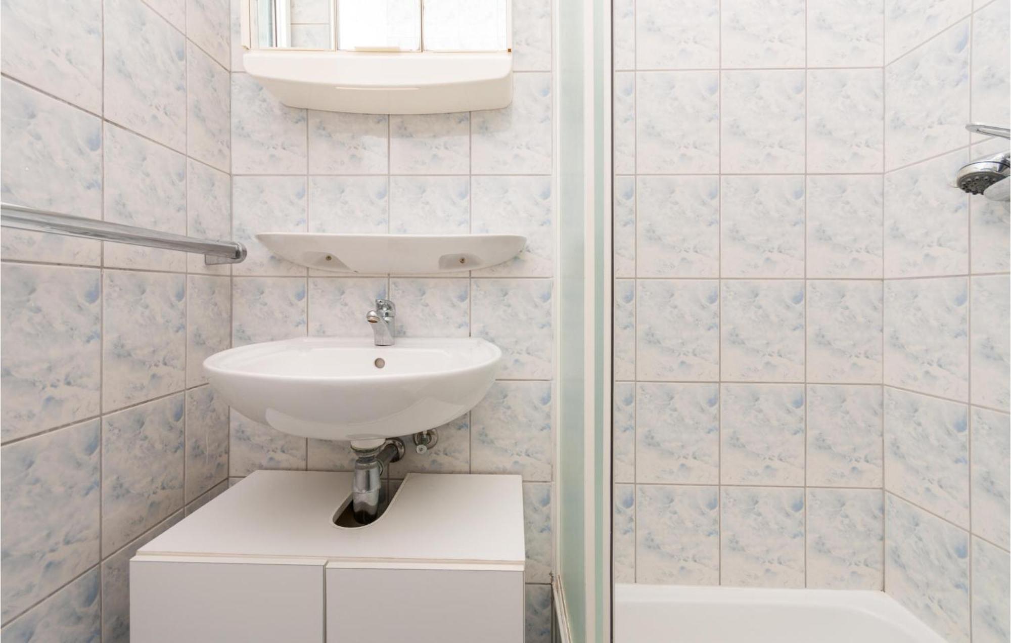 Awesome apartment in Sveti Filip i Jakov w/ 1 Bedrooms Buitenkant foto