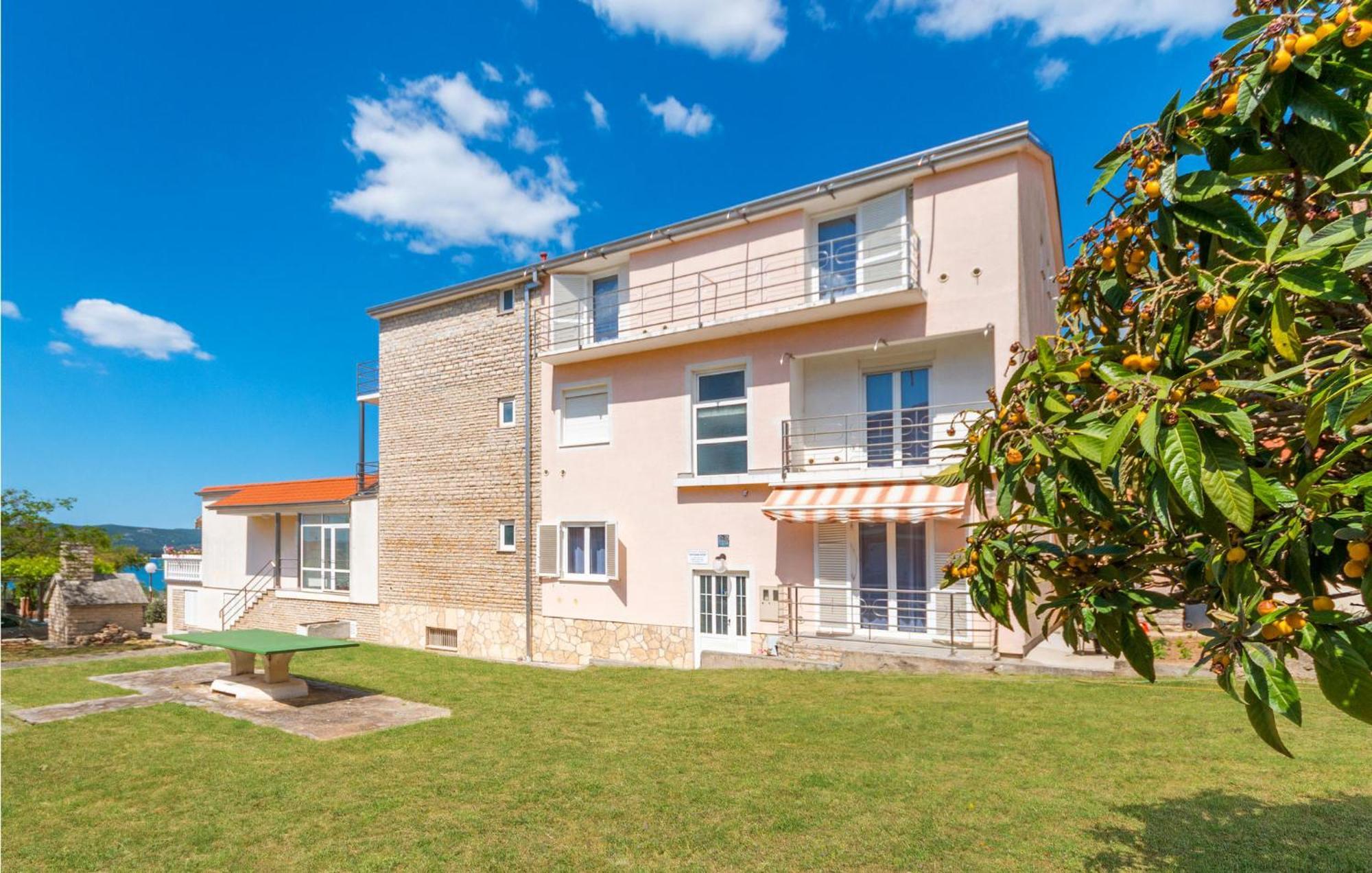 Awesome apartment in Sveti Filip i Jakov w/ 1 Bedrooms Buitenkant foto