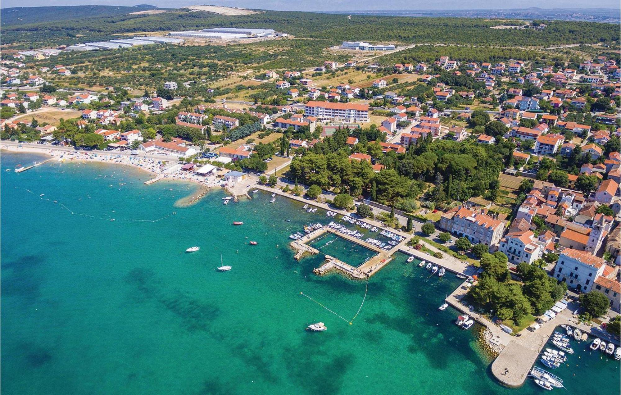 Awesome apartment in Sveti Filip i Jakov w/ 1 Bedrooms Buitenkant foto